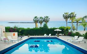 Zavos Marathon Beach Apartments